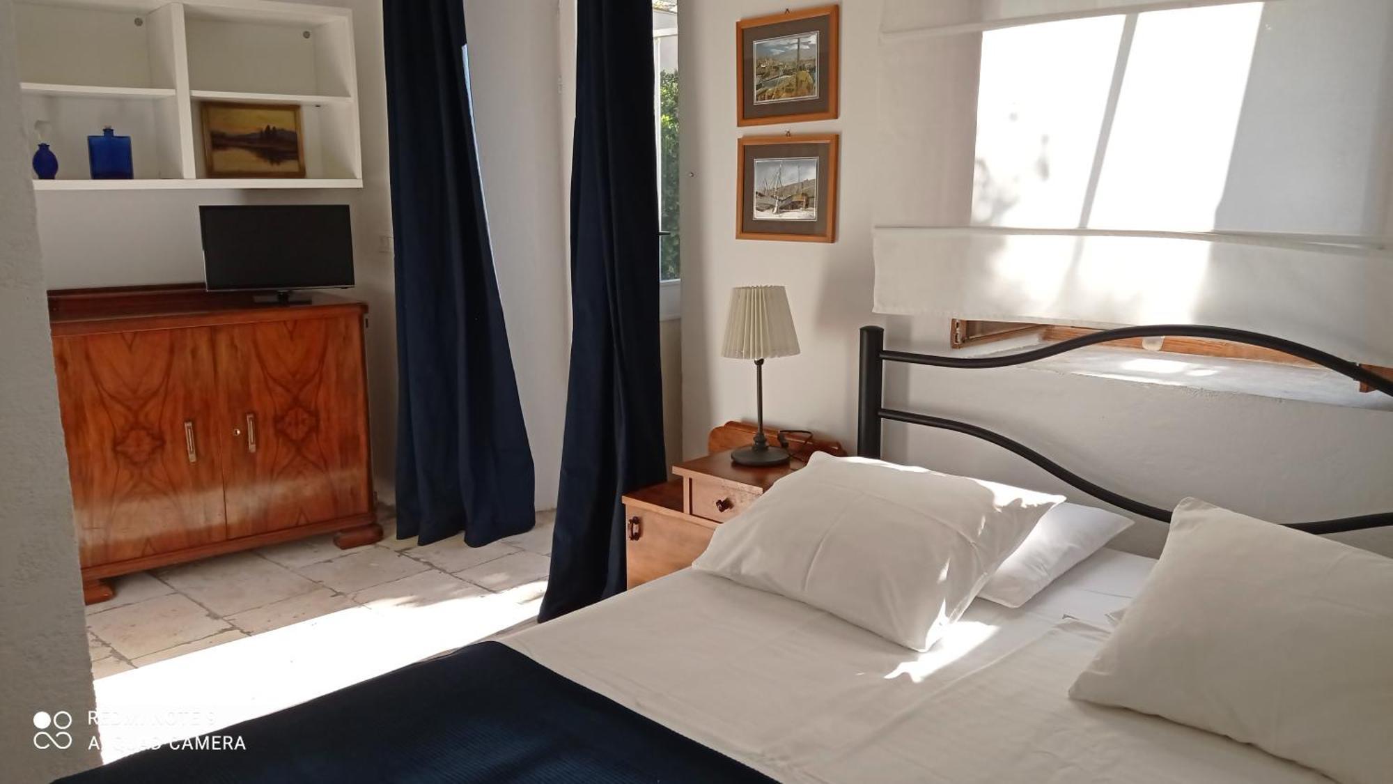 Charming Two-Bed Apartment Orange Garden Sutivan Luaran gambar